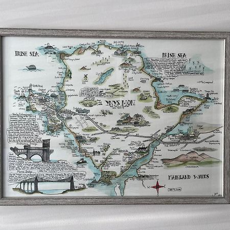 Entire Guest Suite In Four Mile Bridge, Rhoscolyn วัลเลย์ ภายนอก รูปภาพ